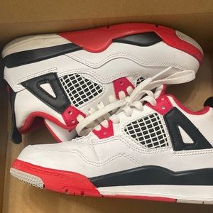 These are slightly worn Jordan 4 retros(ps)